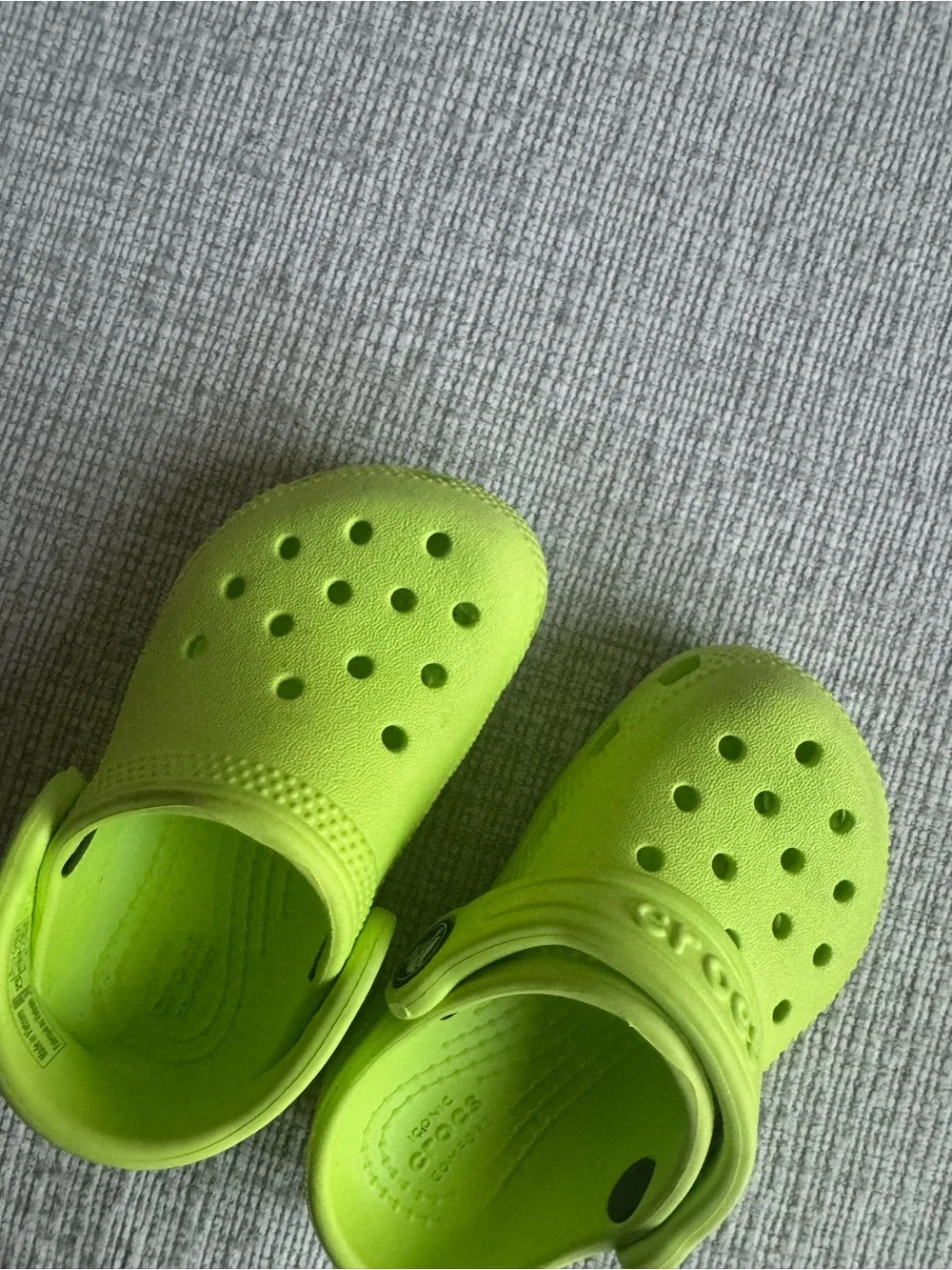 CROCS Kids Bright Lime Green Classic Clog